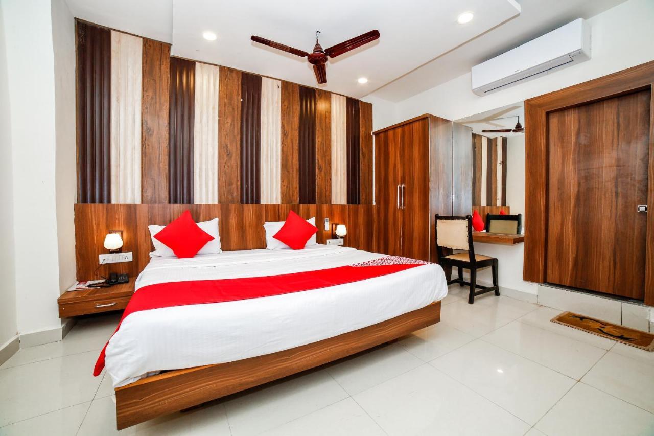 Oyo 35769 Hotel Rishabh Jhānsi Exterior foto